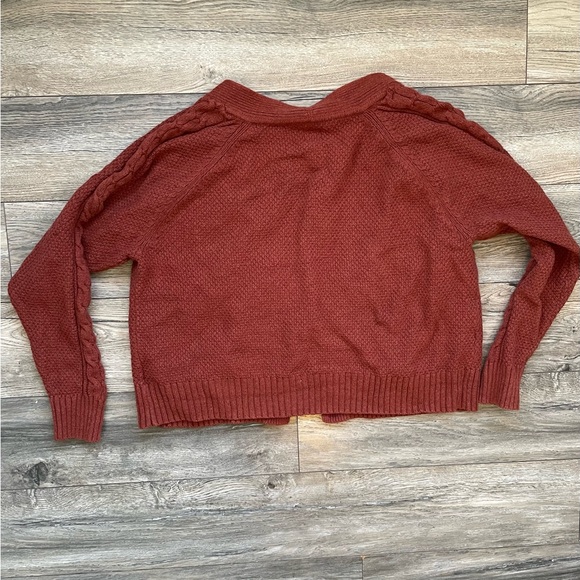 The Gap Cardigan - Picture 2 of 6